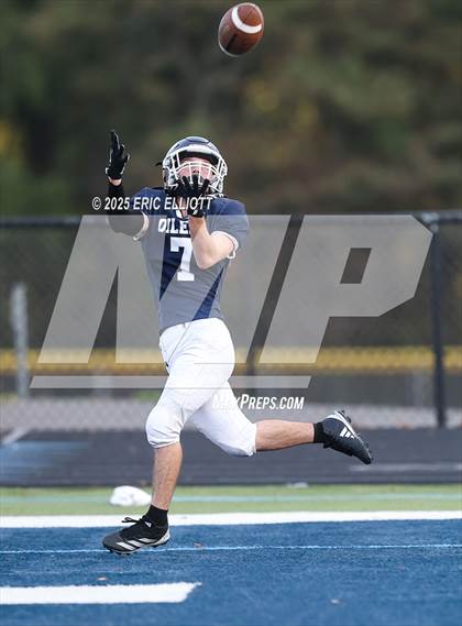 Thumbnail 2 in JV: Grove City @ Oil City photogallery.