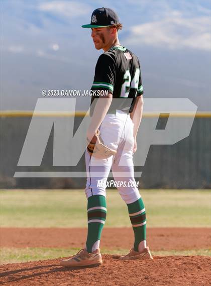 Thumbnail 2 in Needles @ Virgin Valley photogallery.