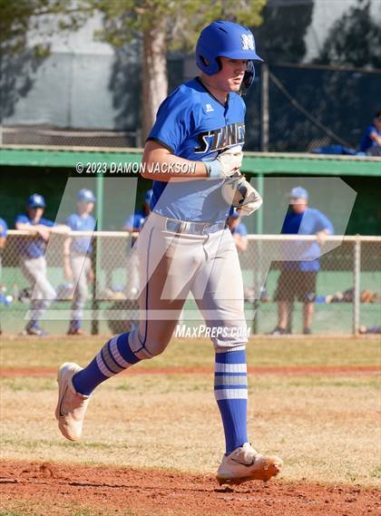 Thumbnail 2 in Needles @ Virgin Valley photogallery.