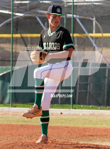 Thumbnail 3 in Needles @ Virgin Valley photogallery.