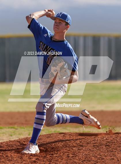 Thumbnail 2 in Needles @ Virgin Valley photogallery.