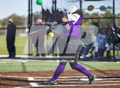 Thumbnail 1 in Central Islip vs William Floyd photogallery.