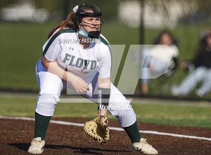 Thumbnail 1 in Central Islip vs William Floyd photogallery.