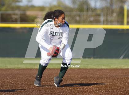 Thumbnail 3 in Central Islip vs William Floyd photogallery.