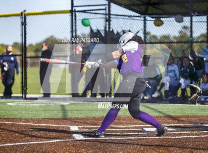 Thumbnail 2 in Central Islip vs William Floyd photogallery.