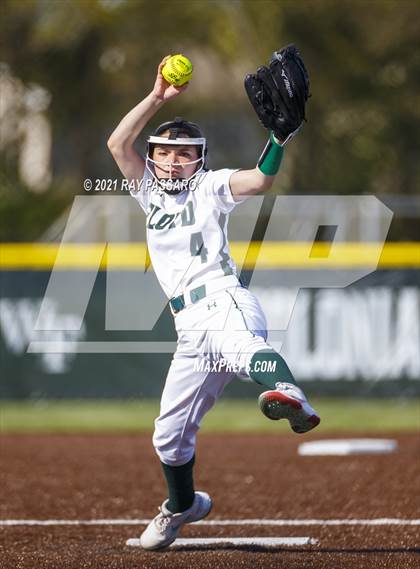 Thumbnail 2 in Central Islip vs William Floyd photogallery.
