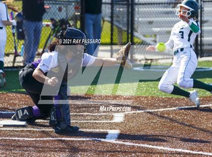 Thumbnail 2 in Central Islip vs William Floyd photogallery.