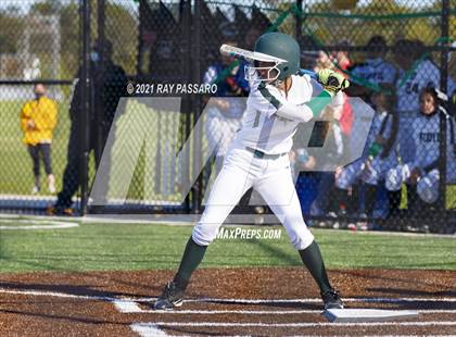 Thumbnail 1 in Central Islip vs William Floyd photogallery.