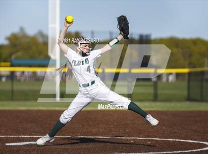 Thumbnail 3 in Central Islip vs William Floyd photogallery.