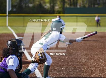 Thumbnail 2 in Central Islip vs William Floyd photogallery.