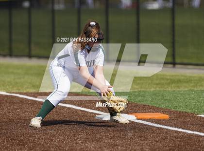 Thumbnail 3 in Central Islip vs William Floyd photogallery.