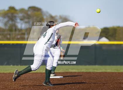 Thumbnail 3 in Central Islip vs William Floyd photogallery.