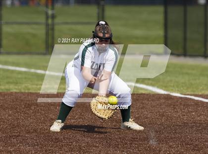 Thumbnail 2 in Central Islip vs William Floyd photogallery.