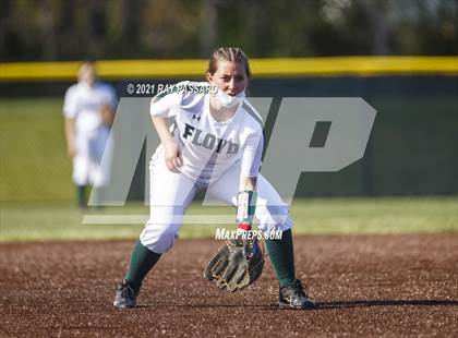 Thumbnail 1 in Central Islip vs William Floyd photogallery.
