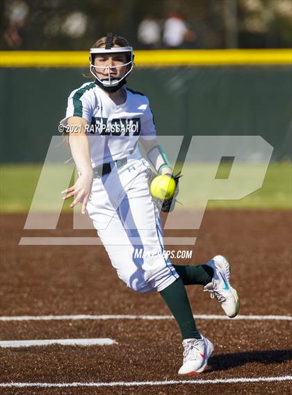 Thumbnail 3 in Central Islip vs William Floyd photogallery.