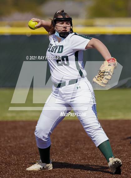 Thumbnail 3 in Central Islip vs William Floyd photogallery.