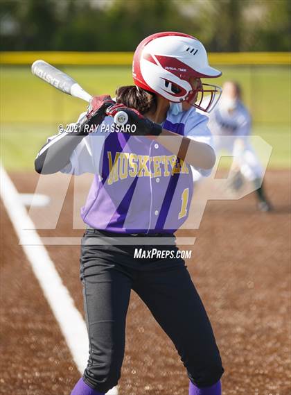Thumbnail 3 in Central Islip vs William Floyd photogallery.