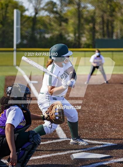 Thumbnail 3 in Central Islip vs William Floyd photogallery.