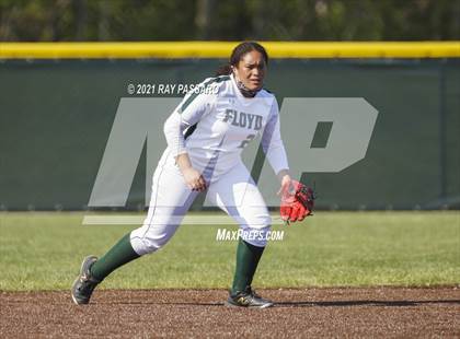 Thumbnail 1 in Central Islip vs William Floyd photogallery.