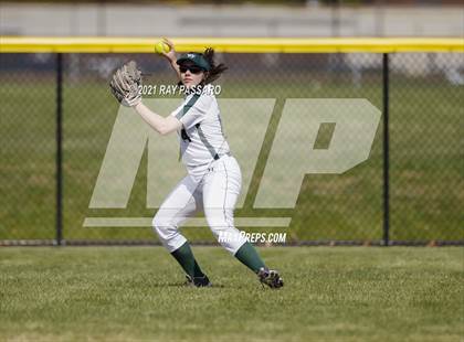 Thumbnail 2 in Central Islip vs William Floyd photogallery.