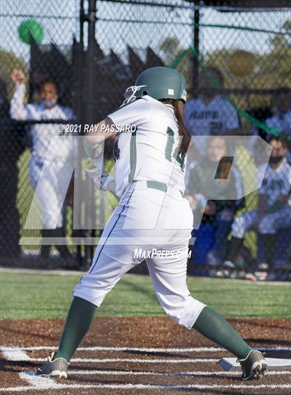Thumbnail 1 in Central Islip vs William Floyd photogallery.
