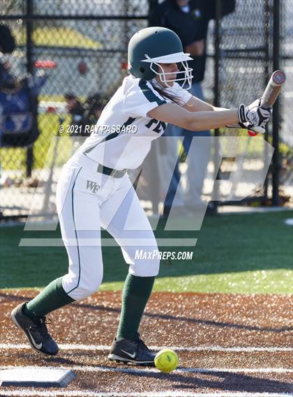Thumbnail 2 in Central Islip vs William Floyd photogallery.