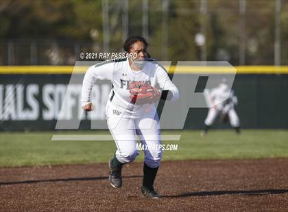 Thumbnail 2 in Central Islip vs William Floyd photogallery.