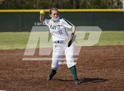 Thumbnail 3 in Central Islip vs William Floyd photogallery.