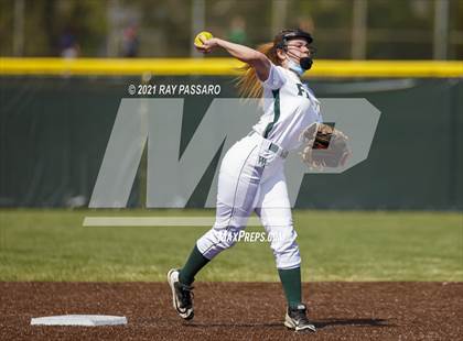 Thumbnail 2 in Central Islip vs William Floyd photogallery.