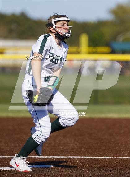Thumbnail 2 in Central Islip vs William Floyd photogallery.