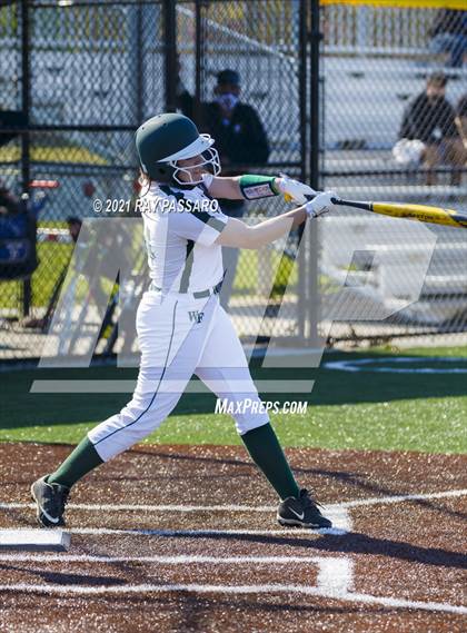 Thumbnail 2 in Central Islip vs William Floyd photogallery.