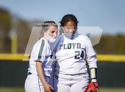Thumbnail 3 in Central Islip vs William Floyd photogallery.