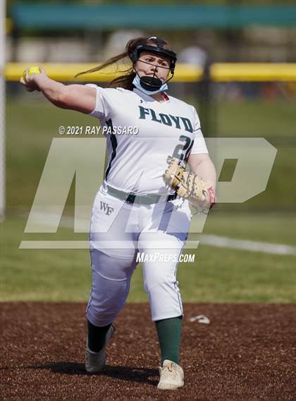 Thumbnail 1 in Central Islip vs William Floyd photogallery.