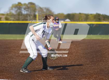 Thumbnail 2 in Central Islip vs William Floyd photogallery.