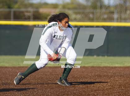 Thumbnail 2 in Central Islip vs William Floyd photogallery.