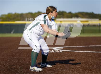 Thumbnail 3 in Central Islip vs William Floyd photogallery.