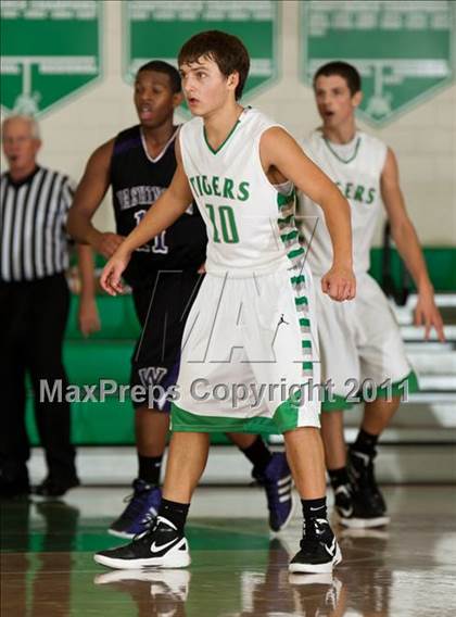 Thumbnail 3 in Washington @ Triton Central photogallery.
