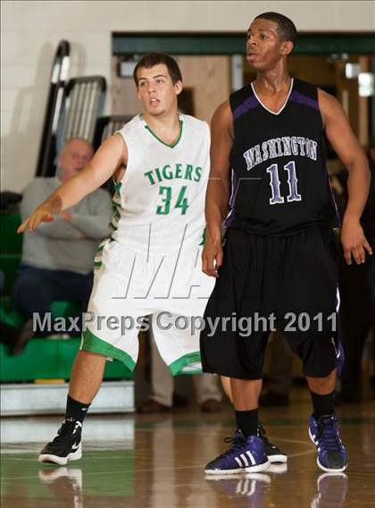 Thumbnail 3 in Washington @ Triton Central photogallery.