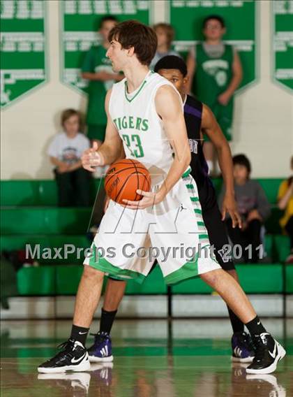 Thumbnail 3 in Washington @ Triton Central photogallery.