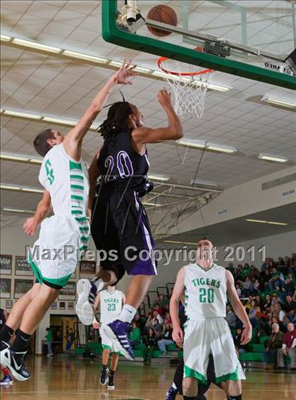 Thumbnail 3 in Washington @ Triton Central photogallery.