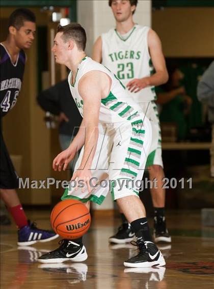 Thumbnail 3 in Washington @ Triton Central photogallery.