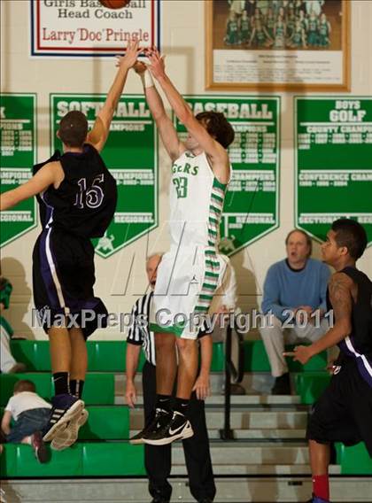 Thumbnail 1 in Washington @ Triton Central photogallery.