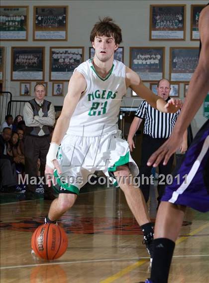 Thumbnail 3 in Washington @ Triton Central photogallery.
