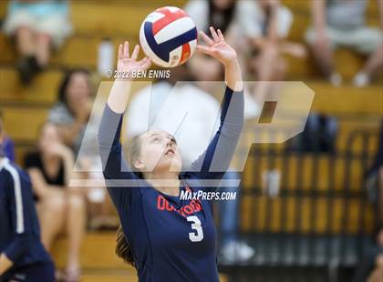 Thumbnail 3 in Chamblee vs Dunwoody (Tri-Match) photogallery.