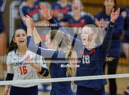 Thumbnail 1 in Chamblee vs Dunwoody (Tri-Match) photogallery.