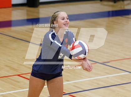 Thumbnail 1 in Chamblee vs Dunwoody (Tri-Match) photogallery.