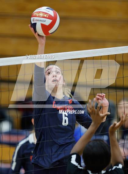 Thumbnail 1 in Chamblee vs Dunwoody (Tri-Match) photogallery.