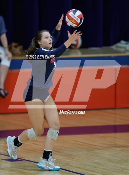 Thumbnail 1 in Chamblee vs Dunwoody (Tri-Match) photogallery.