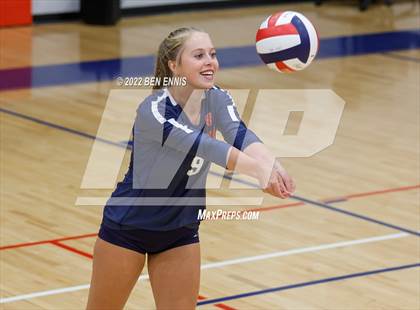 Thumbnail 3 in Chamblee vs Dunwoody (Tri-Match) photogallery.