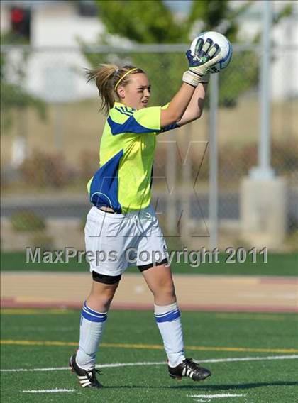 Thumbnail 3 in St. Francis vs. Davis (CIF SJS D1 Final) photogallery.